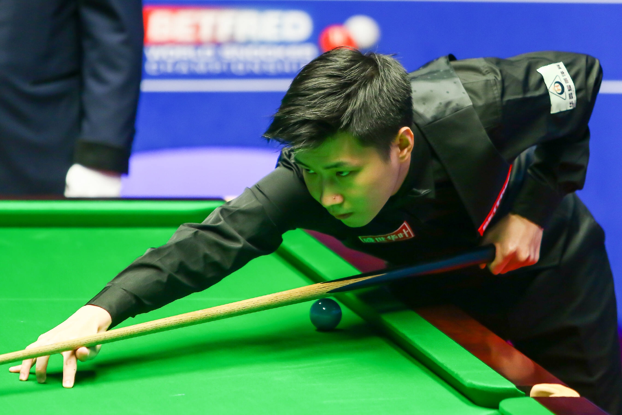 在他最近的 在他最近的