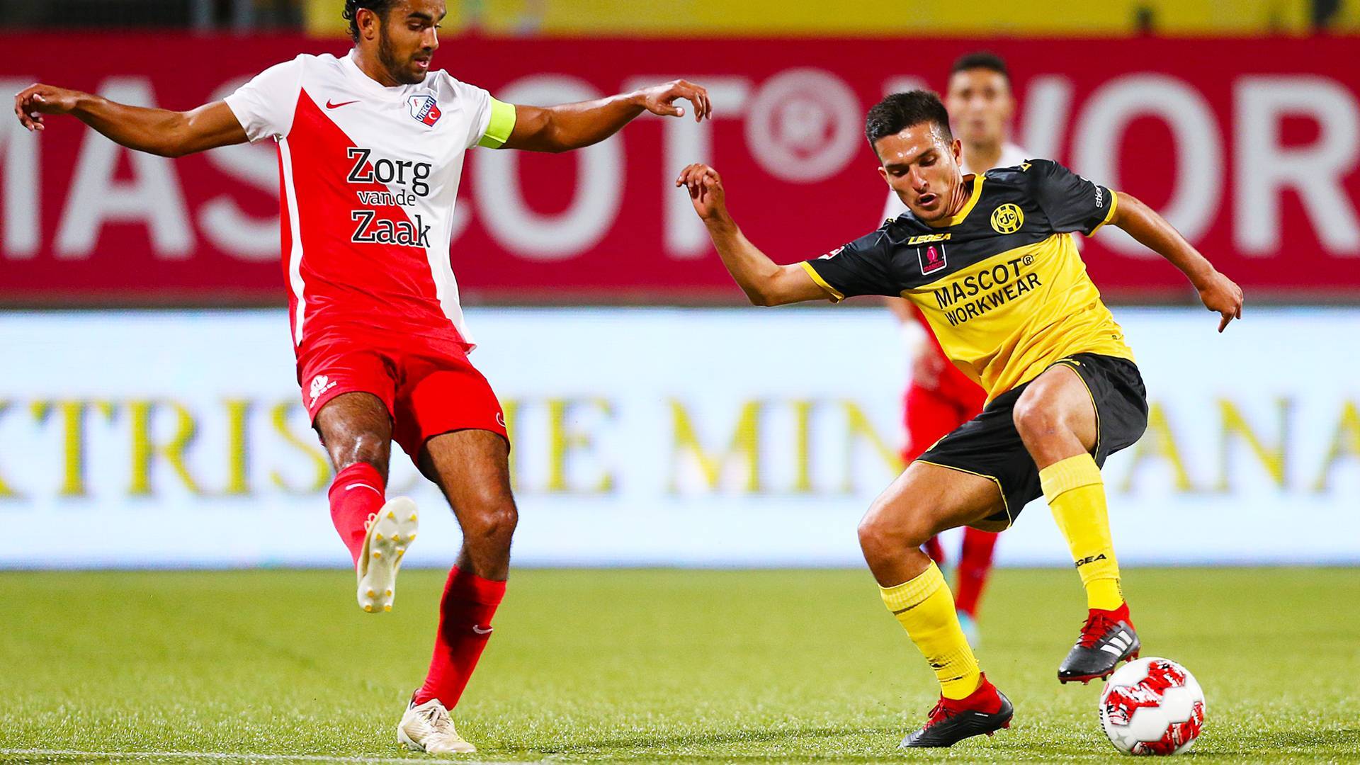 杂的更衣室 杂的更衣室